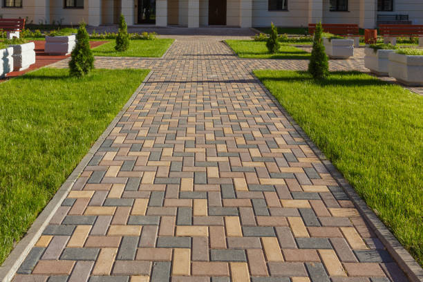 Best Local Driveway Pavers  in Flence, OR